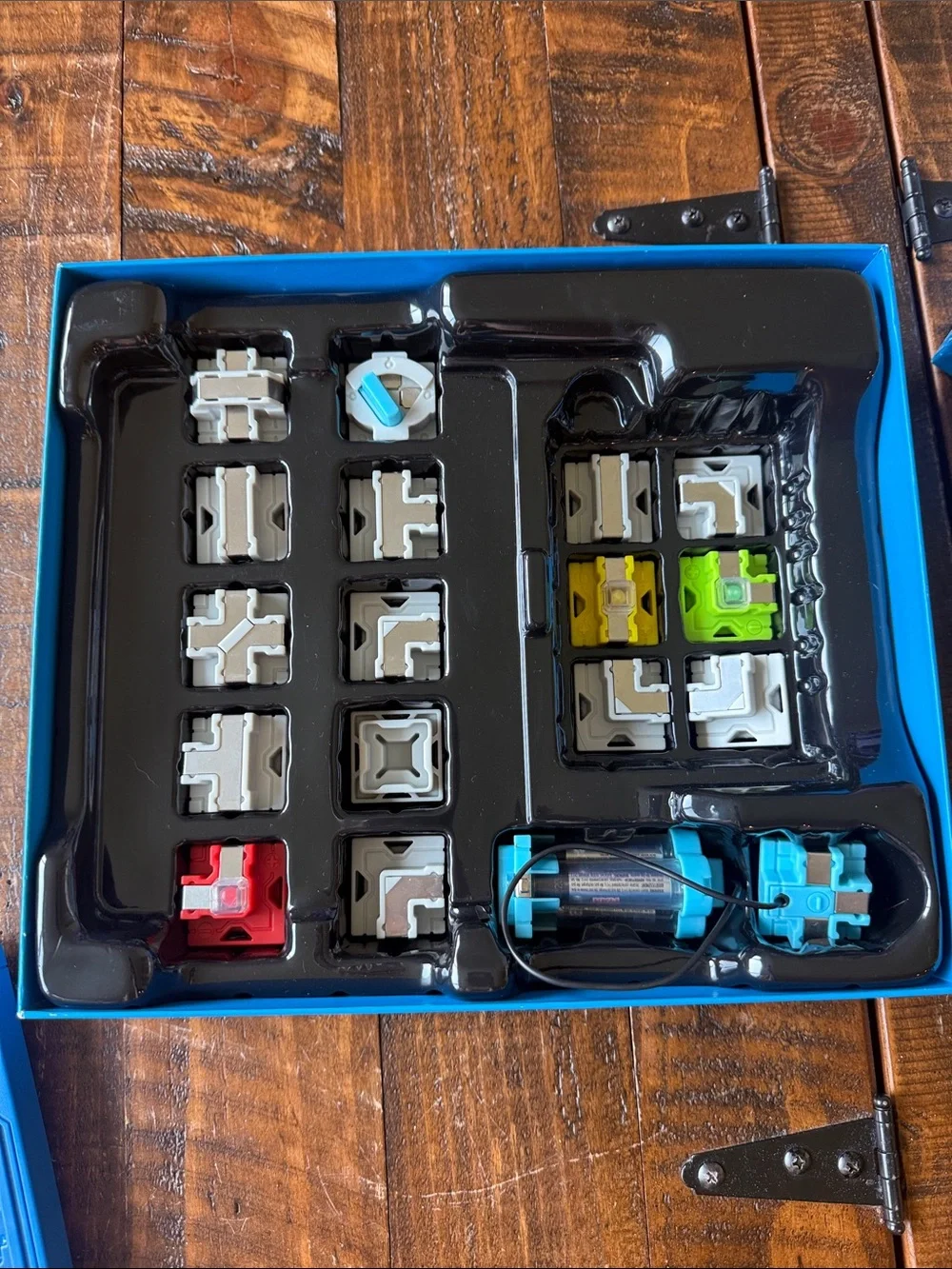 ThinkFun Circuit Maze Electric Current Logic Game STEM Puzzle Ages 8+